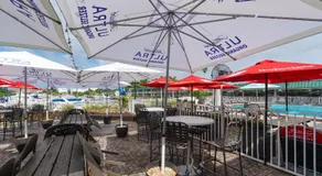 Waterfront Room, Heated Pool, Tiki Bar & Grill ! - Image 4