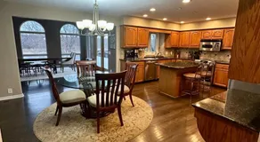 Spacious 4-bed family home with park views - Image 3
