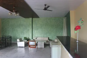 Cottage Club Inn - Image 3