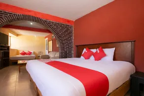 Hotel Real Cortés - Image 2
