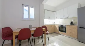 Victoria Queens Suites Apartments - Image 4