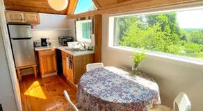 Cottages at the Surry Barn - Image 3