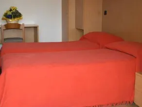 Rolly - Rooms & Restaurant - Image 2