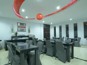 Boulevard Hotel - Image 3