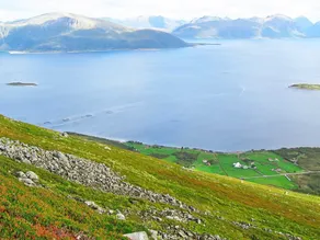 6 person holiday home in Alsvåg - Image 5