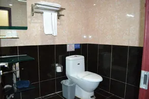 Beijingjiukai Hotel - Image 3