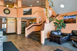 AmericInn by Wyndham Rawlins - Image 2
