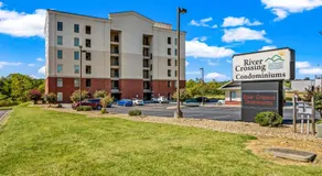 River Crossing Resort - Image 4