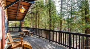RedAwning Cabin 18B Hiltbrand Hangout - Image 5