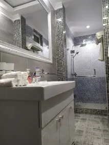 Luxury Apartments - Image 4