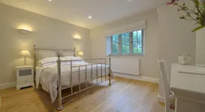 Pippin Heath House B&B - Image 2