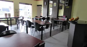 Oyster Plaza Hotel - Image 3