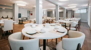 Aparthotel Touring - Image 2