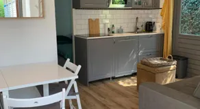 Tinyhouse Scheveningen beach FREE gated parking - Image 3