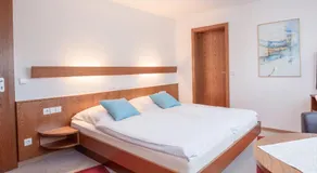 Hotel Gästehaus Hirsch - Image 2