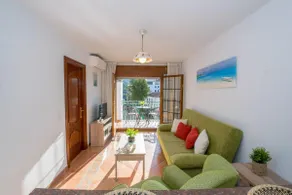 Bonito apartamento en Frigiliana - Image 2