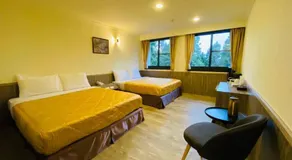 Yin Shan Hotel - Image 2