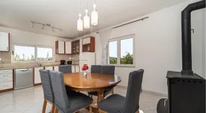 3 Bedroom Lovely Apartment In Radasinovci - Image 2