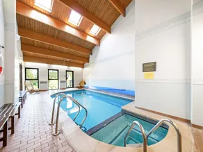 Lodge in Thirsk with Spa  Countryside Views - Image 3