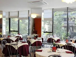 Hotel Prestigio - Image 3
