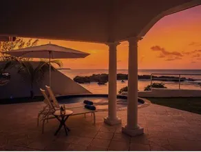 The Trident Hotel - Image 2