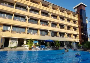 Suppamitr Villa Hotel - Image 4