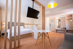Hanting Hotel Qinhuangdao Beidaihe Tiger Rock - Image 4