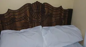 Peckers Cribs - Image 2