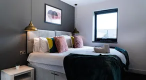 Studio Apartment - Perfect for Contractors and Short & Long Term Stays - Free WIFI - Free Parking - Extra Bed - Full Kitchen - Image 2