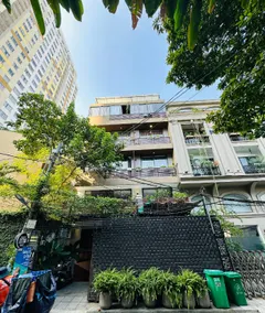 Sunshine Apartments - Image 3