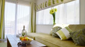 Bovisand Lodge Holiday Park, Beachside Location & Indoor Heated Pool - Image 2