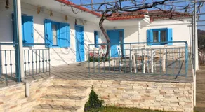Acrotel Sofia's Guest House - Image 4