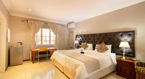 Kniff un Gaffel Guest House - Image 2