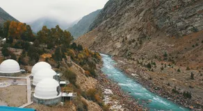 YOLO Outdoors - Riverside Luxury Domes & Glamping, Jispa - Image 5
