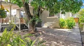 Private Studio Cabin steps from Calle 8 - Image 4