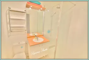 Supreme studio Disneyland Airport Paris Est - Image 5
