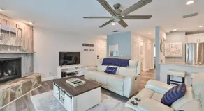 100 steps to beautiful Indian Rocks Beach, oceanside, 2 bedroom updated condo - Image 3