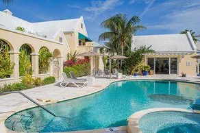 Reef Residences Resort on Grace Bay - Image 4