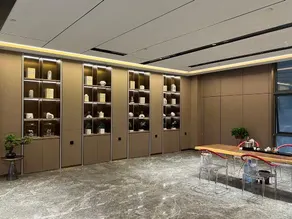Waitan Intercontinental Hotel - Image 4