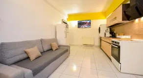 Bucharest City Center Villa - Shabbat Friendly - Image 5