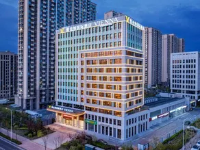 Vienna International Hotel (Qingdao lanxiucheng Oriental Eden) - Image 4