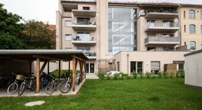 City-Apartment Lendviertel - PRIVATE PARKING GARAGE - Image 2