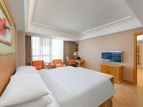 Vienna Hotel Jiangsu Xuzhou Pengcheng Square - Image 2