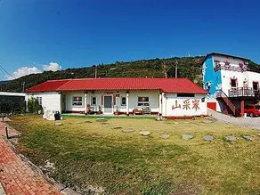 Mountain Ocean B & B - Image 1