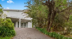 Godwin Goodness – Blairgowrie Beachside Accommodation - Image 2
