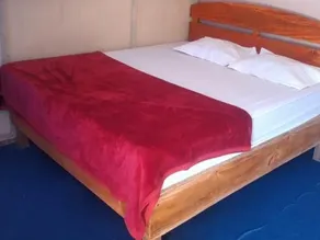 Penginapan puncak Dua Mitra RedDoorz - Image 2