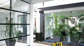 Chic Quarter - Image 5