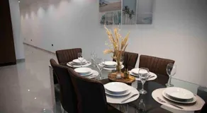Flat 1, Large 3 bedroom Apartment, near Beaches and Countryside, Sleeps 11 - Image 5