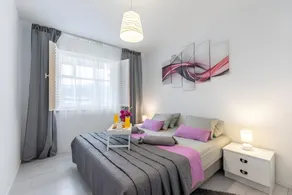 Apartamento Jamblip - Apartamento com 2 Quartos e Varanda - Image 2
