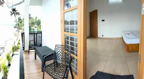 JMJ Riverview Homestay - Image 3